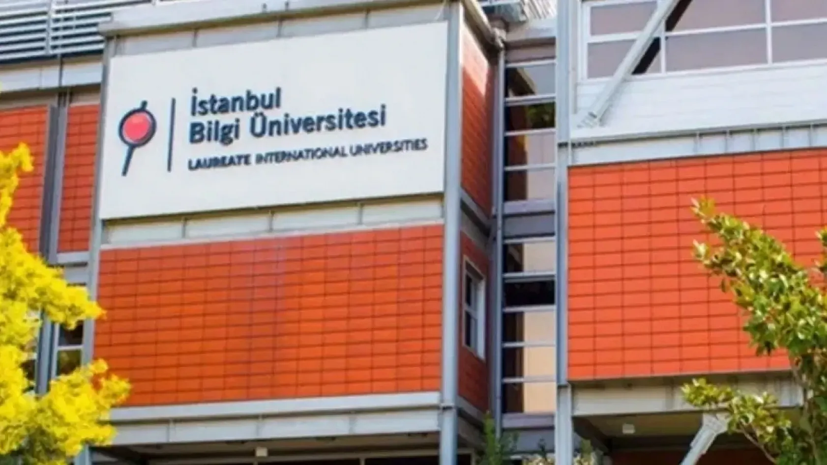 İstanbul Bilgi Üniversitesi Erdoğan'ın imzasıyla kapatıldı