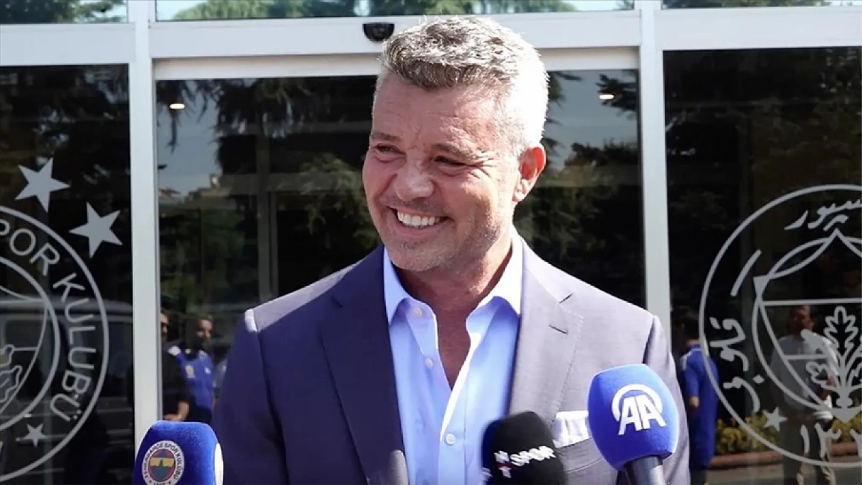 Fenerbahçe'de Duygusal Gece: Başkan Sadettin Saran Takımla Veda Yemeğinde Buluştu