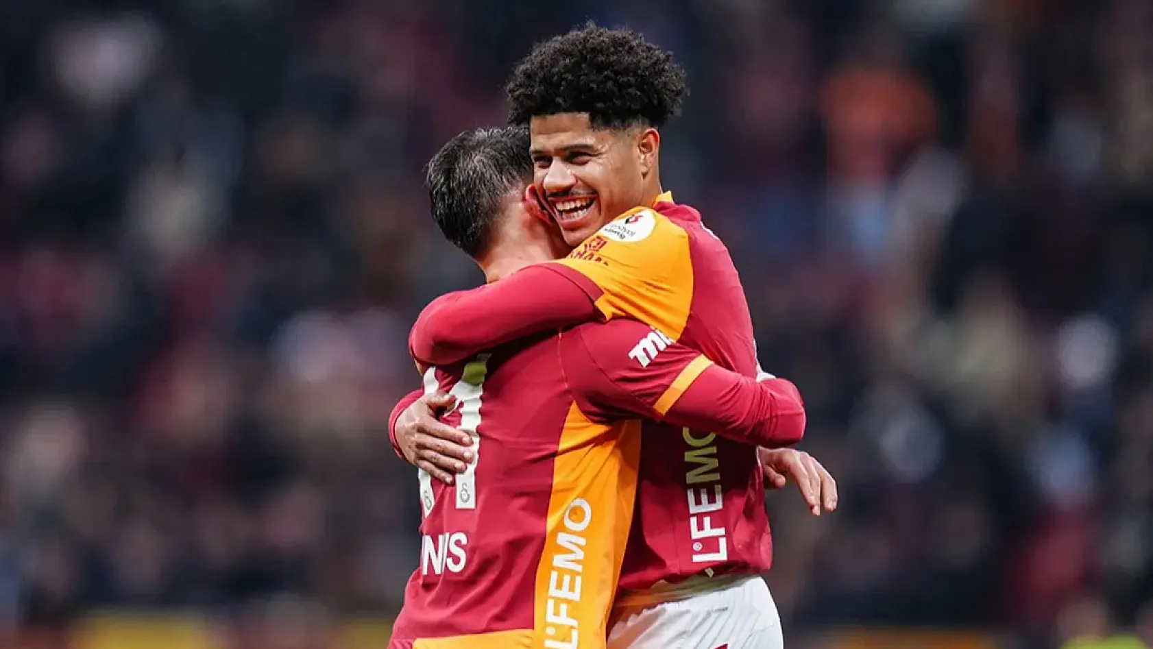 Galatasaray'dan Transferde Dev Hamle: Aston Villa İle Görüşmeler Başladı!