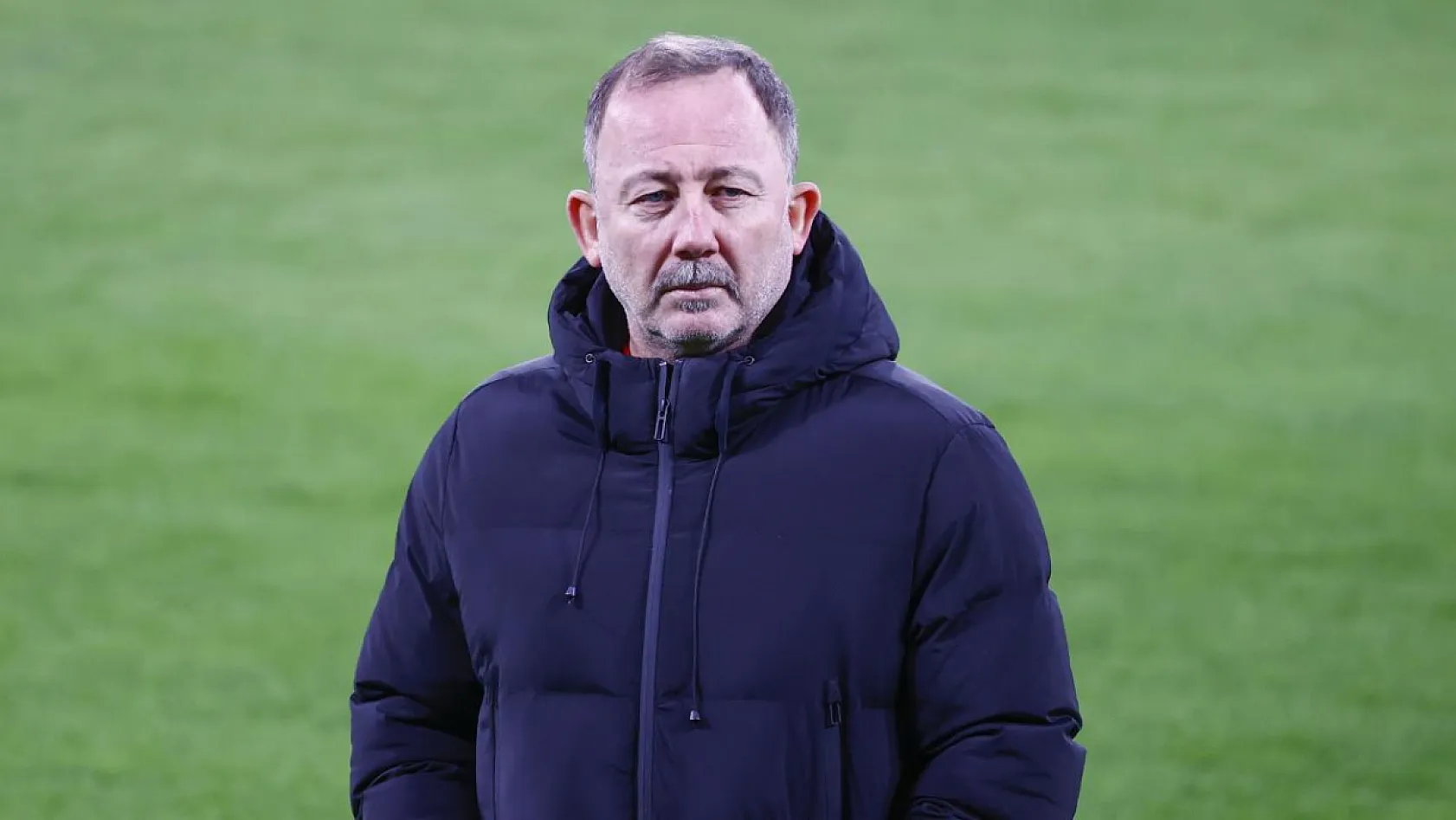Beşiktaş'ta Deprem: Sergen Yalçın Dönemi Resmen Sona Erdi
