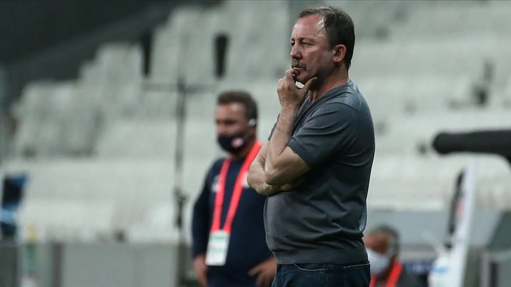 Beşiktaş'ta Deprem: Sergen Yalçın Dönemi Resmen Sona Erdi