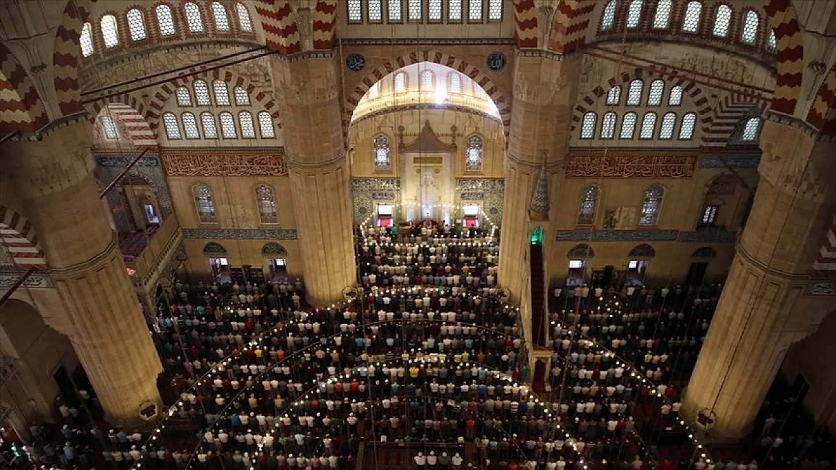 Hicri yeni yıl yarın başlıyor: 1448 yılına giriliyor