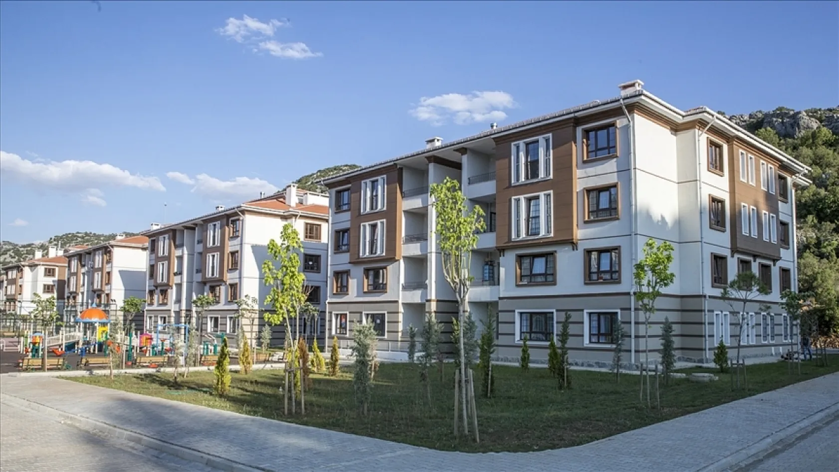Yüzyılın Konut Projesi'ne başvurular yarın başlıyor