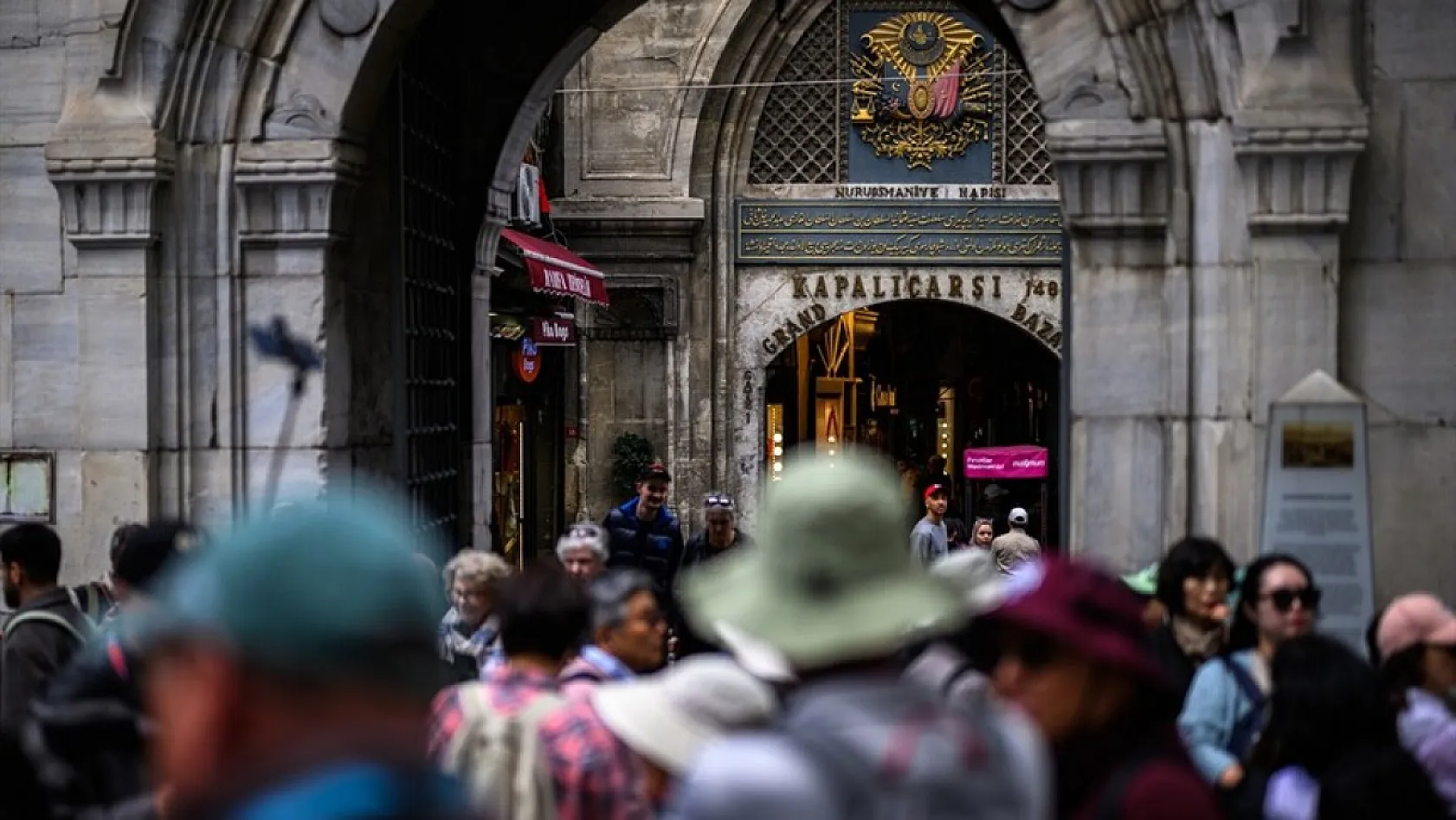 Kapalıçarşı günde 400 bin ziyaretçiyi ağırlıyor