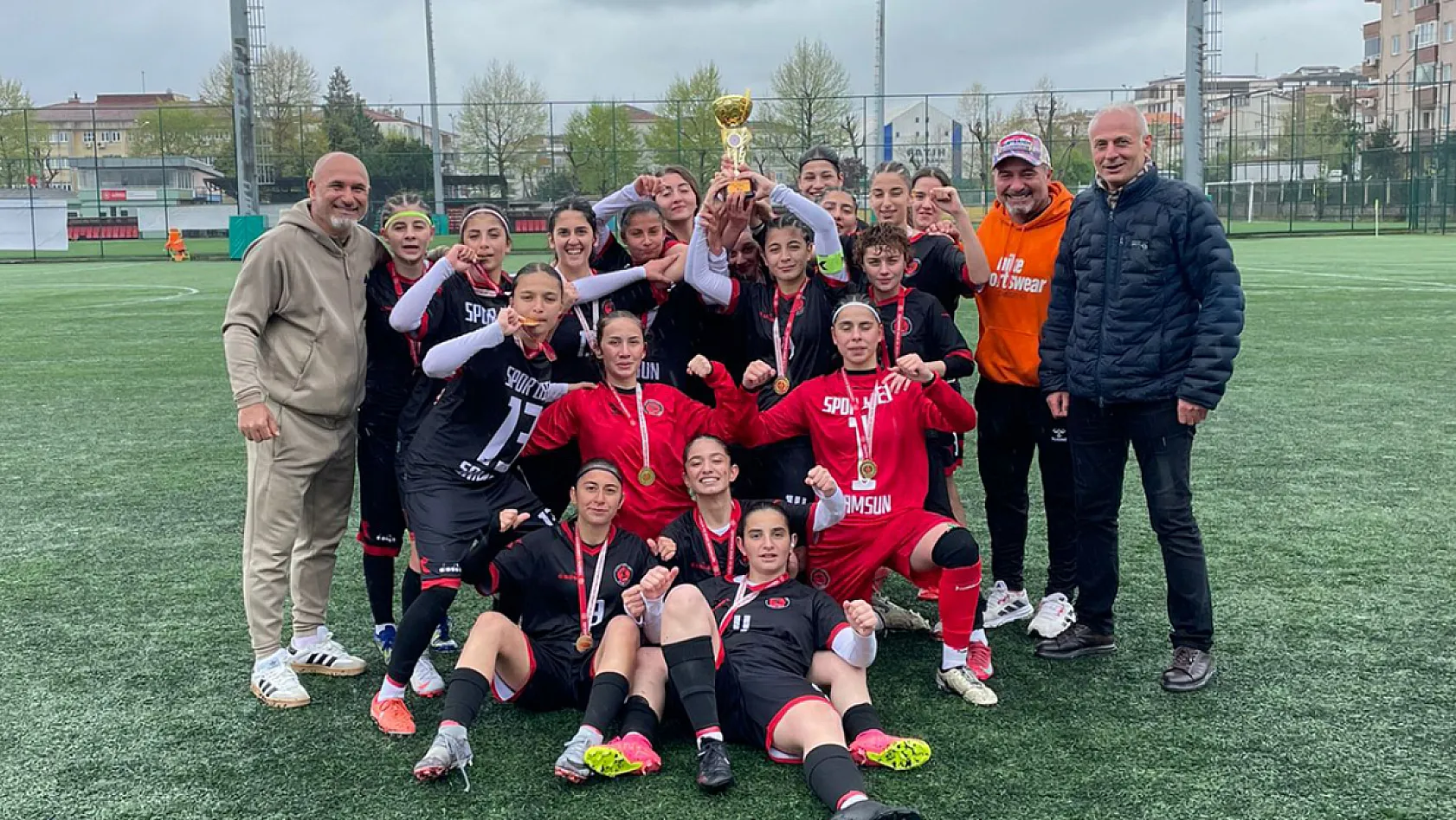 Samsun Gülizar Hasan Yılmaz Spor Lisesi finalde