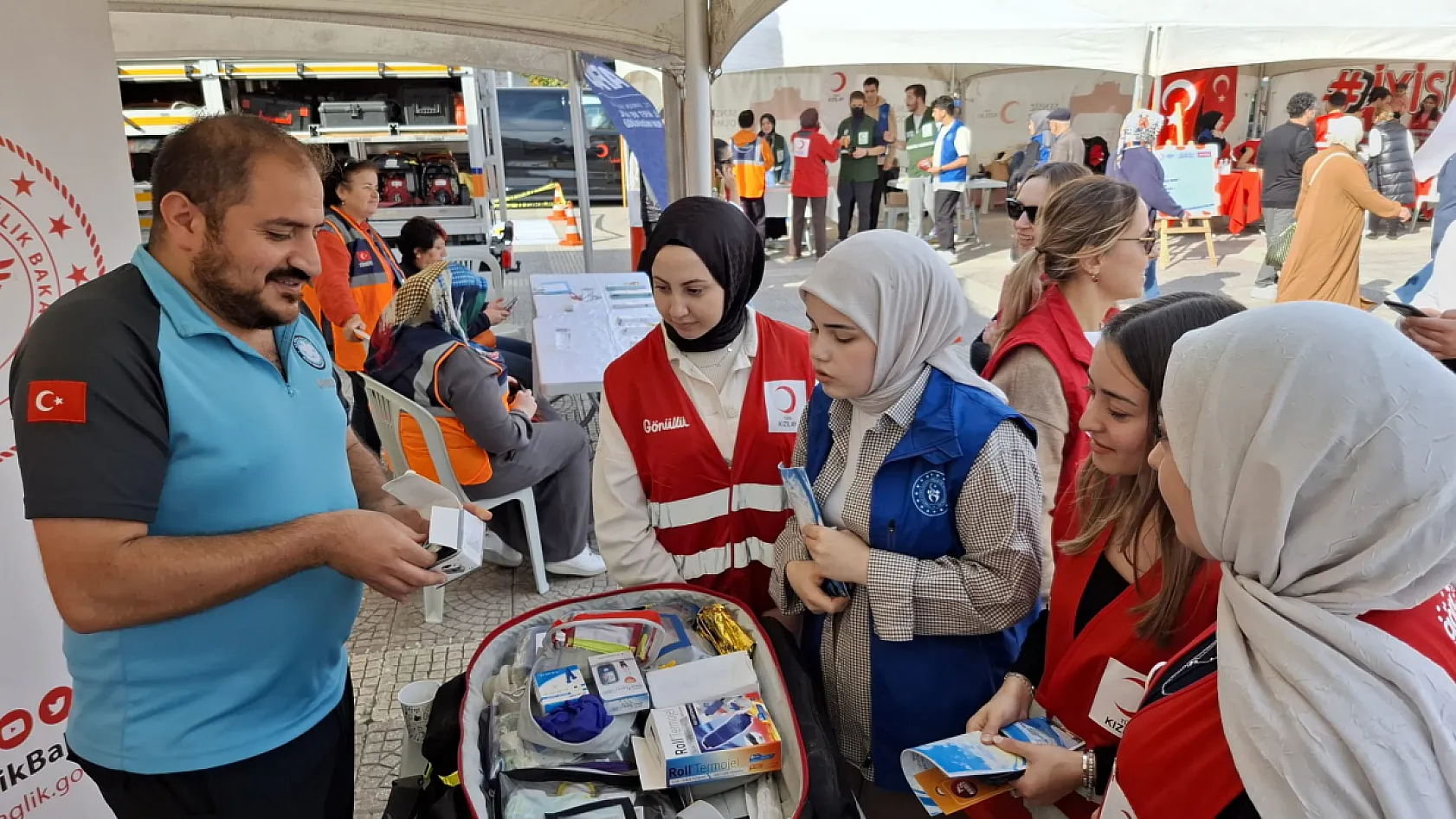 Kızılay Haftası Samsun'da Renkli Etkinliklerle Kutlandı