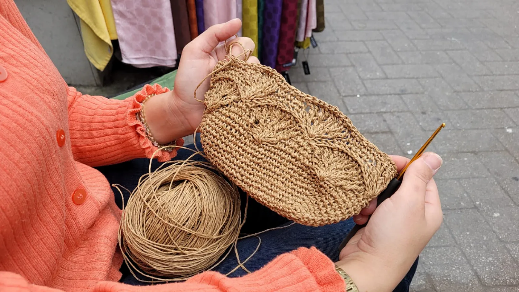 Sosyal medyada gördüğü el işini mesleğe dönüştürdü