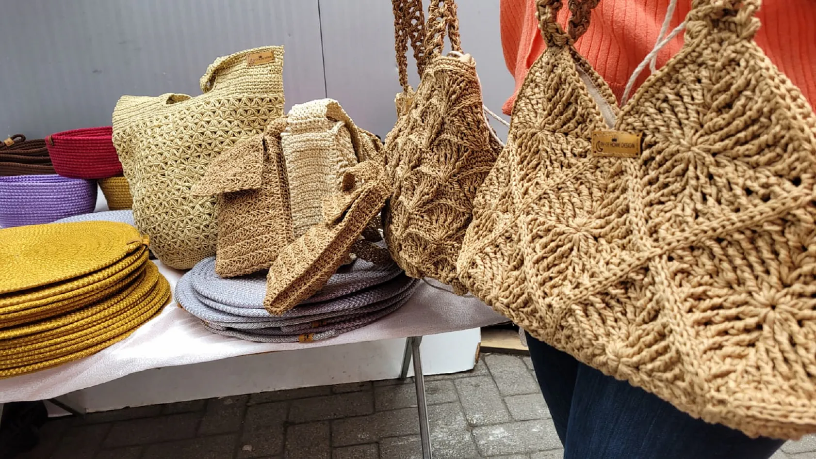 Sosyal medyada gördüğü el işini mesleğe dönüştürdü