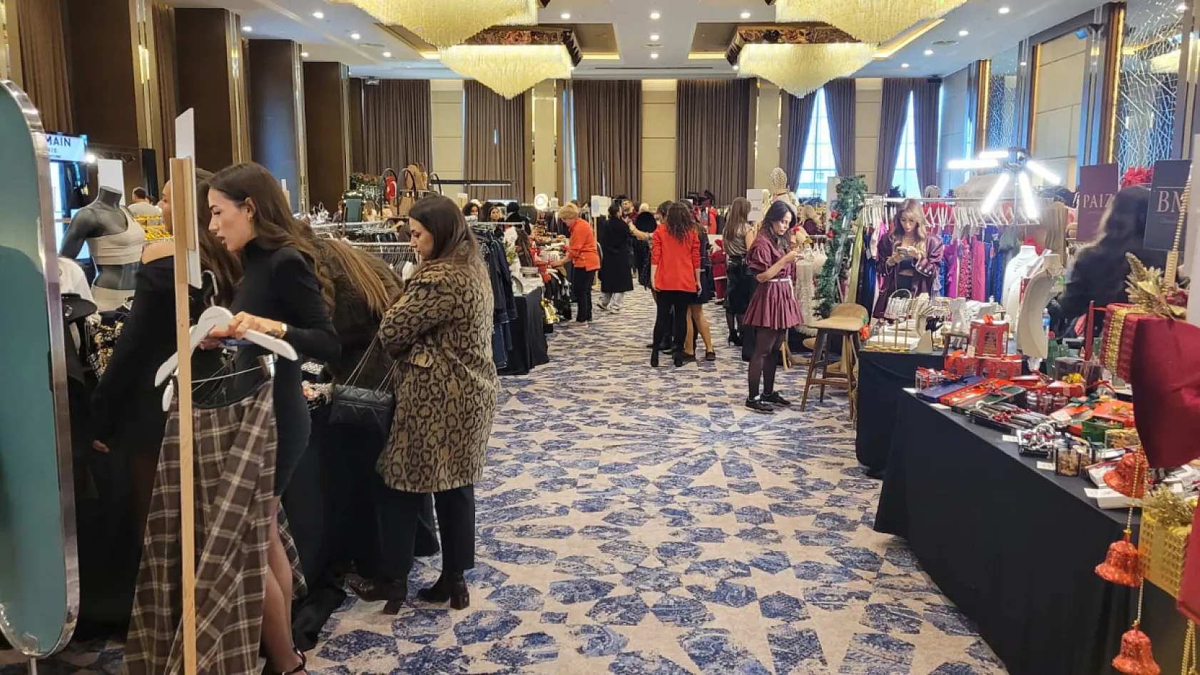 Samsun'da 'Güçlü Kadınlar'dan sosyal sorumluluk odaklı alışveriş şenliği