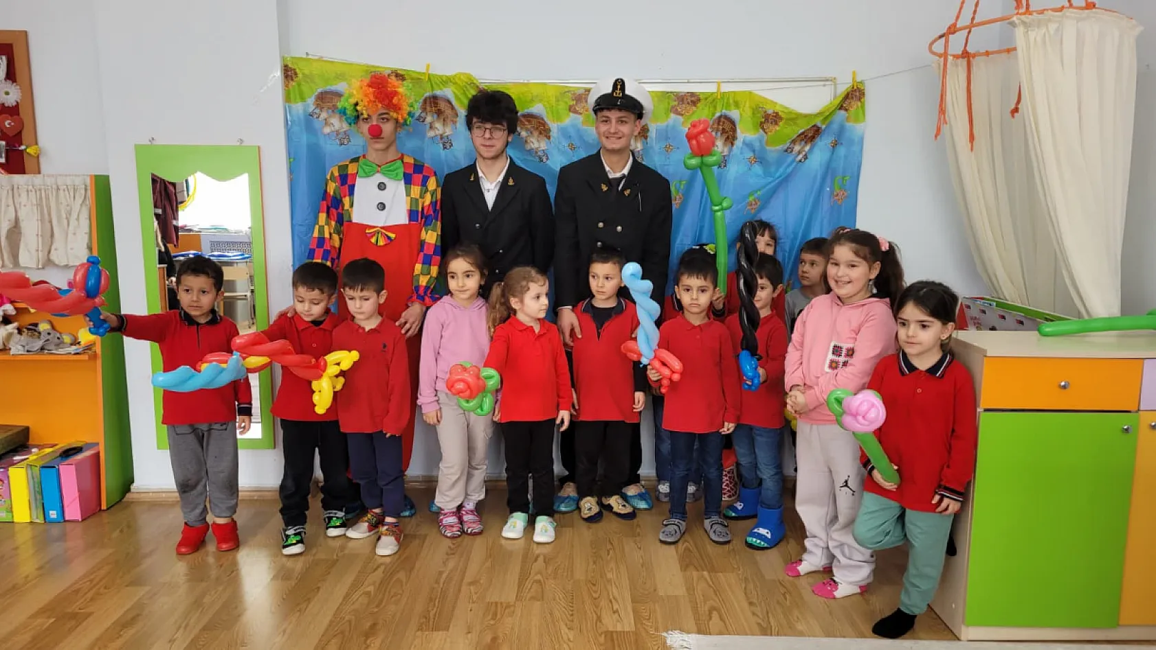 Samsun'da kırsaldaki miniklere tiyatro sürprizi