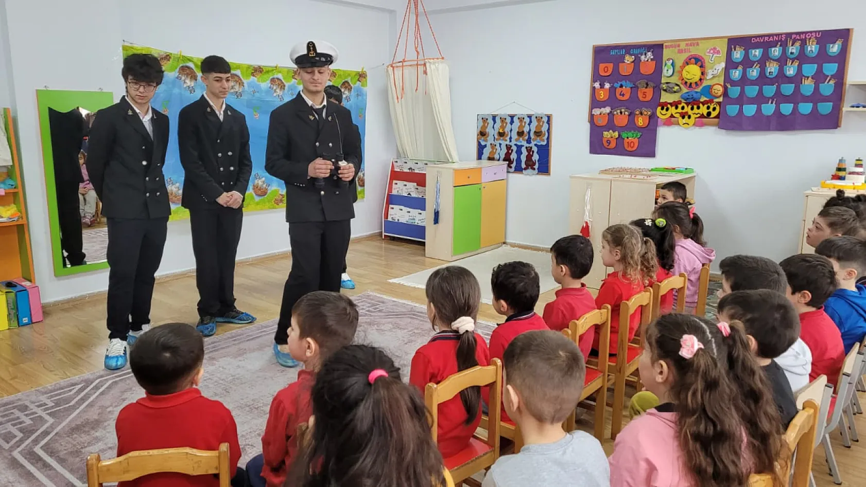 Samsun'da kırsaldaki miniklere tiyatro sürprizi