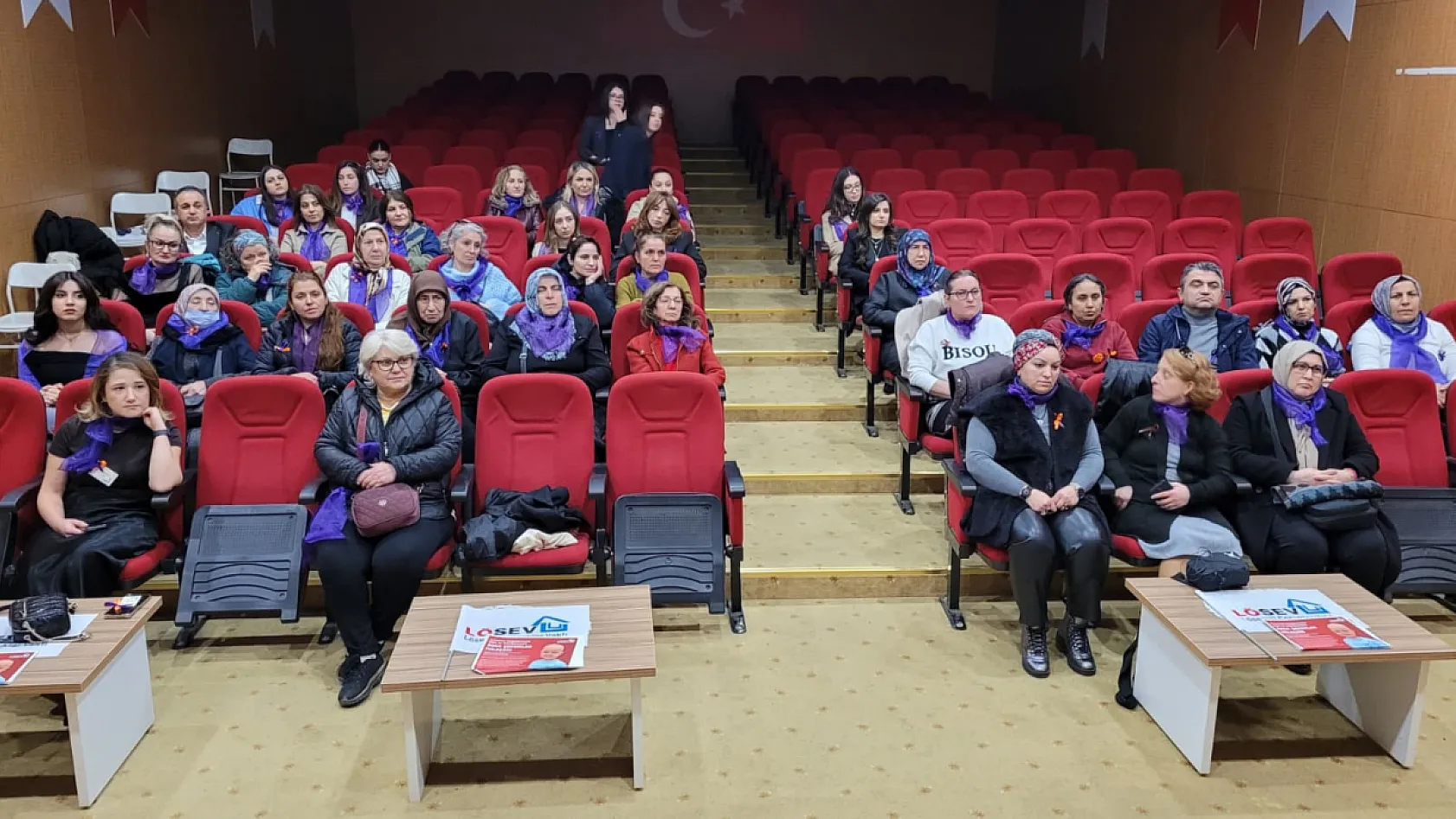 Samsun'da LÖSEV'den Kadınlar Günü'nde farkındalık paneli düzenlendi
