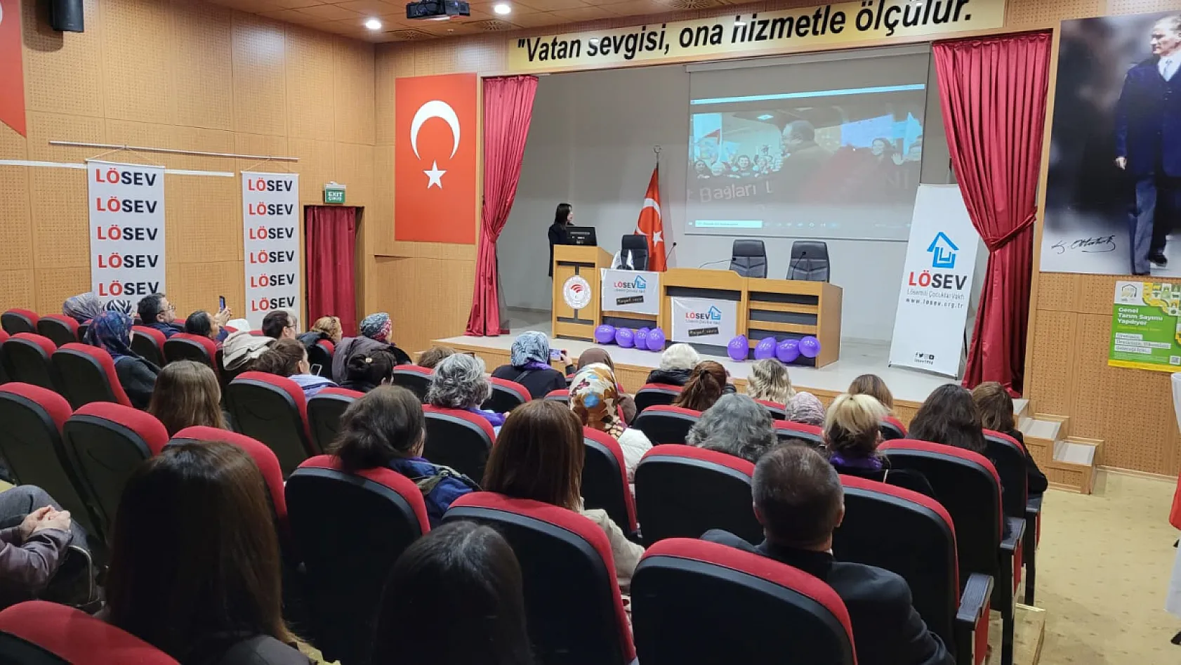 Samsun'da LÖSEV'den Kadınlar Günü'nde farkındalık paneli düzenlendi