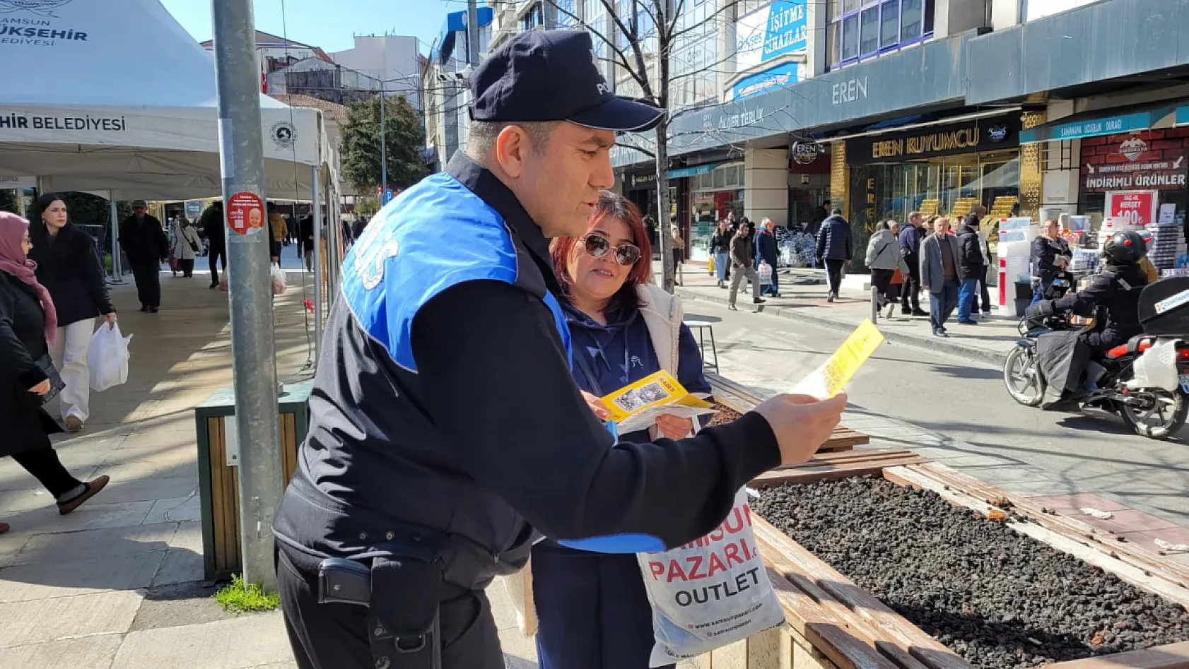 Samsun'da vatandaşlara dolandırıcılık ve KADES bilgilendirmesi