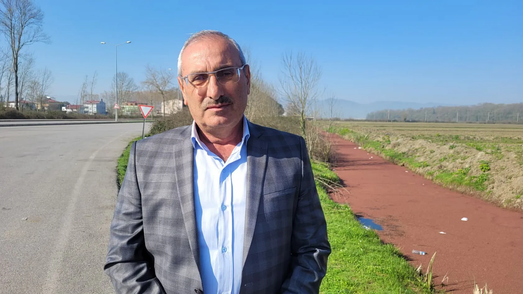 Görenler Gözlerine İnanamadı: Sulama Kanalı Kızıla Büründü!