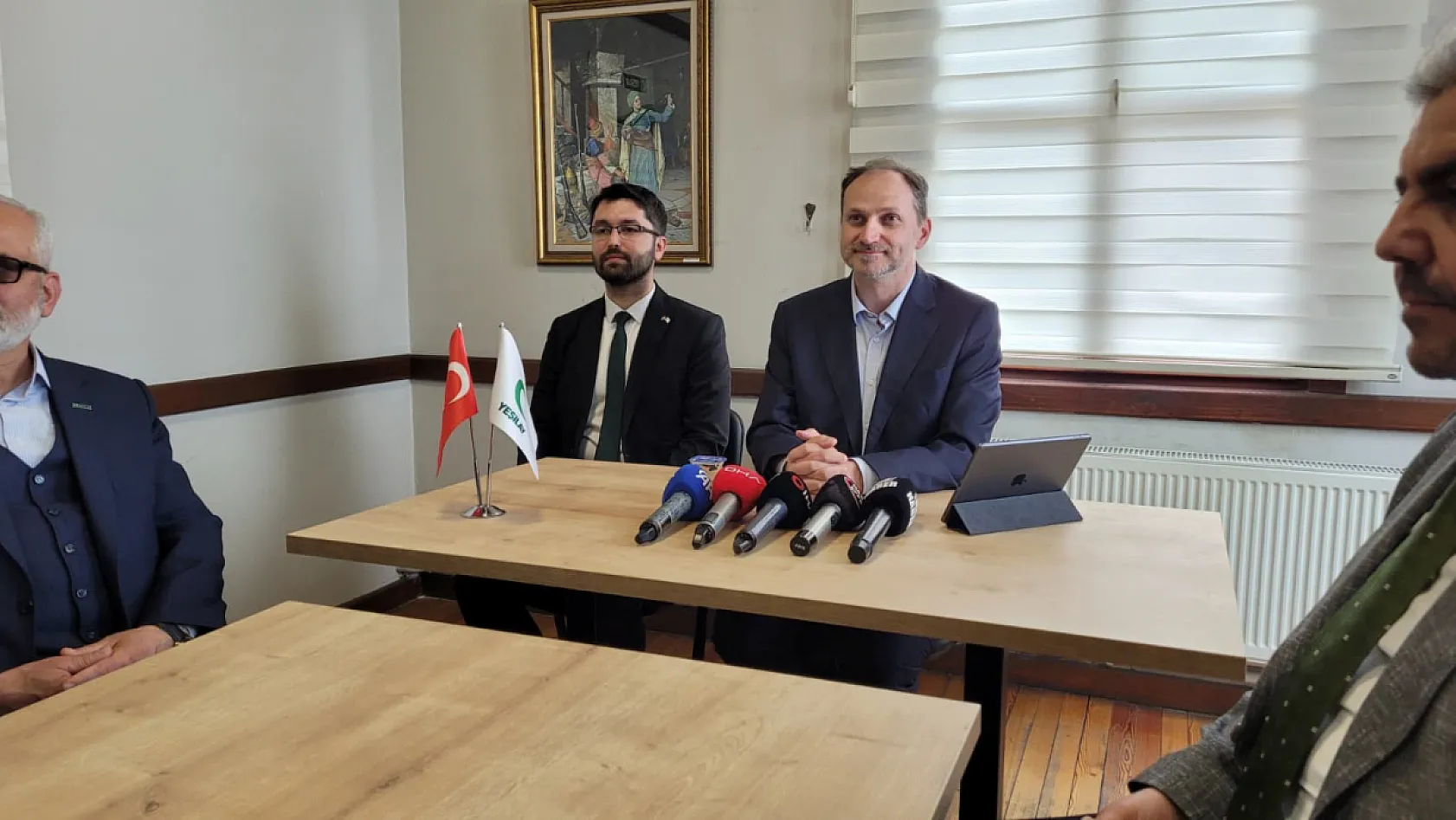 Samsun'da Yeşilay Genel Başkanı Mehmet Dinç'ten bağımlılık uyarısı