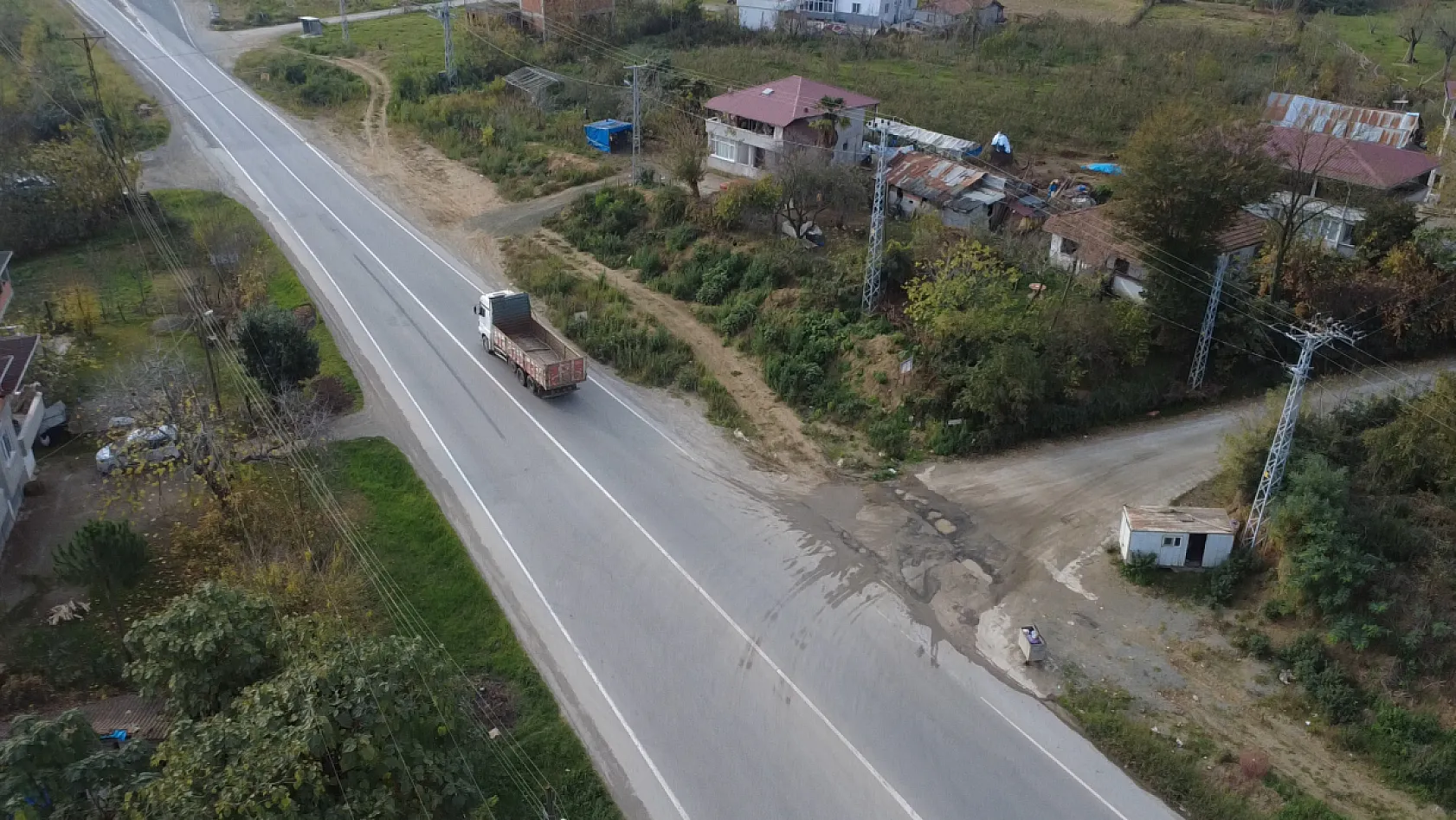 Yalancı Kim? Karayolları mı? Müteahhit mi?