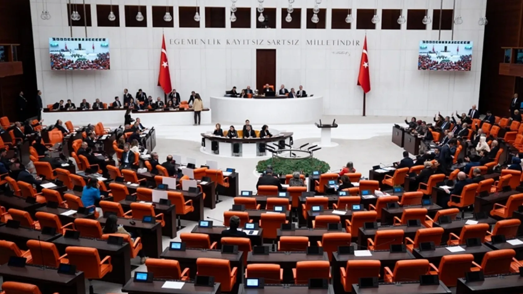12. Yargı Paketi'nde Son Durum: İnfaz Düzenlemesi ve Af Gelecek mi?