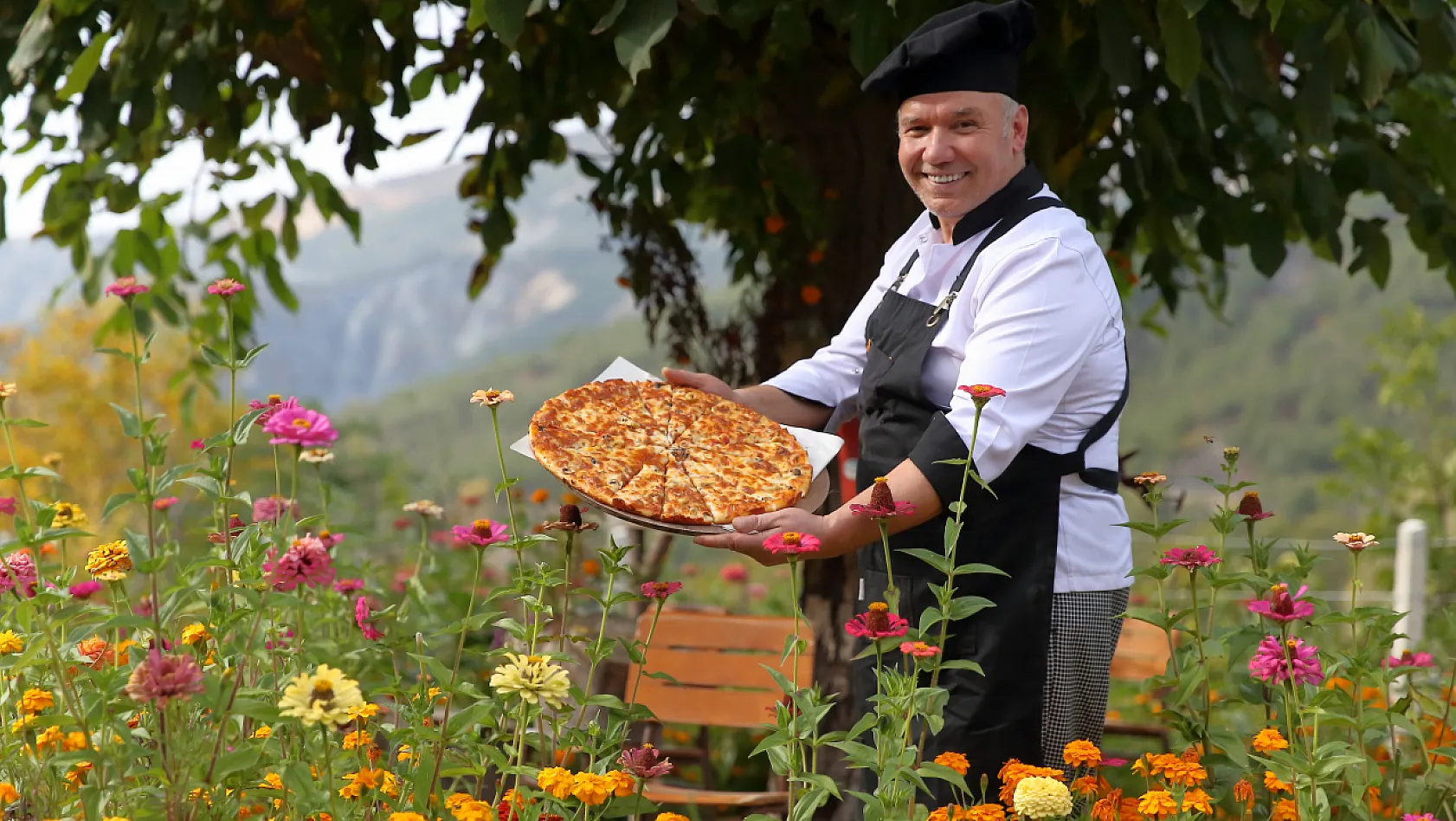 Atadan kalma evin bahçesinden çıkan lezzet