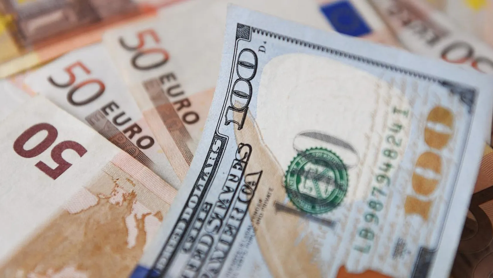 Döviz kurlarında son durum! Dolar ve Euro kaç TL oldu?