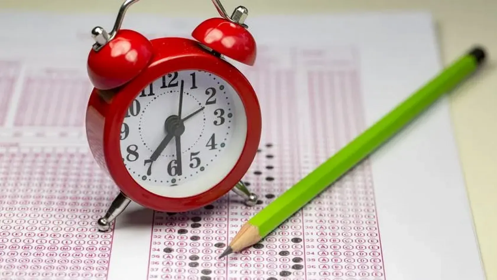 ÖSYM'den hafta sonu sınav maratonu: e-YDTS ve ALES/1 için geri sayım başladı!