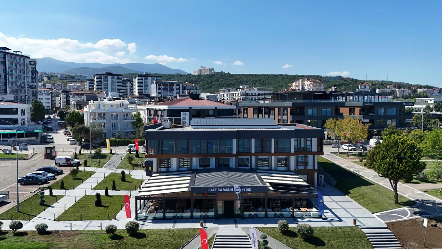 Petek Genç Açıldı!