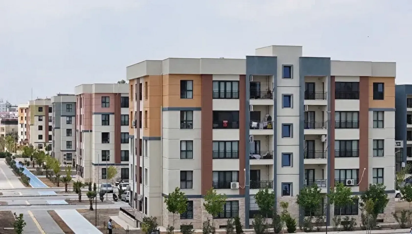 İstanbul TOKİ Kiralık daireleri ne zaman teslim edilecek? İlk 2 bin konut için tarih verildi!