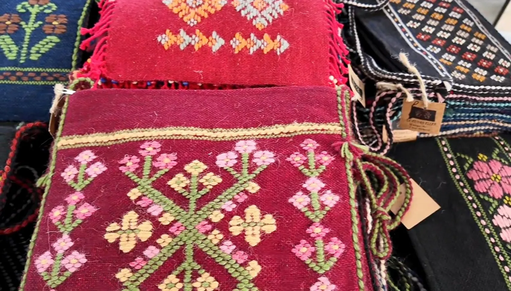 200 yıllık motifler kadınların ellerinde yeniden hayat buluyor