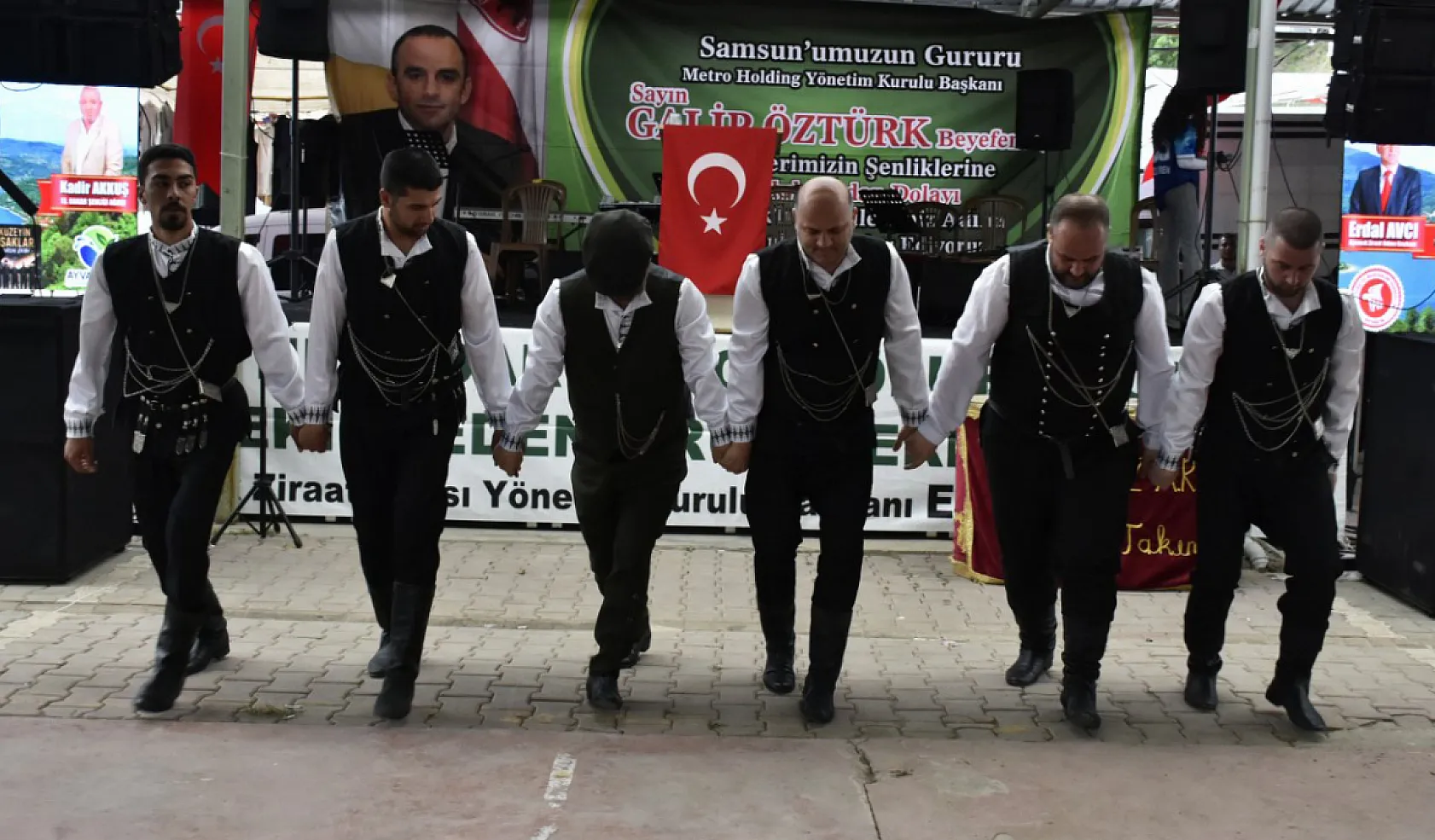 Ayvacık'ta 13'üncü Bahar Şenliği yoğun katılımla gerçekleştirildi