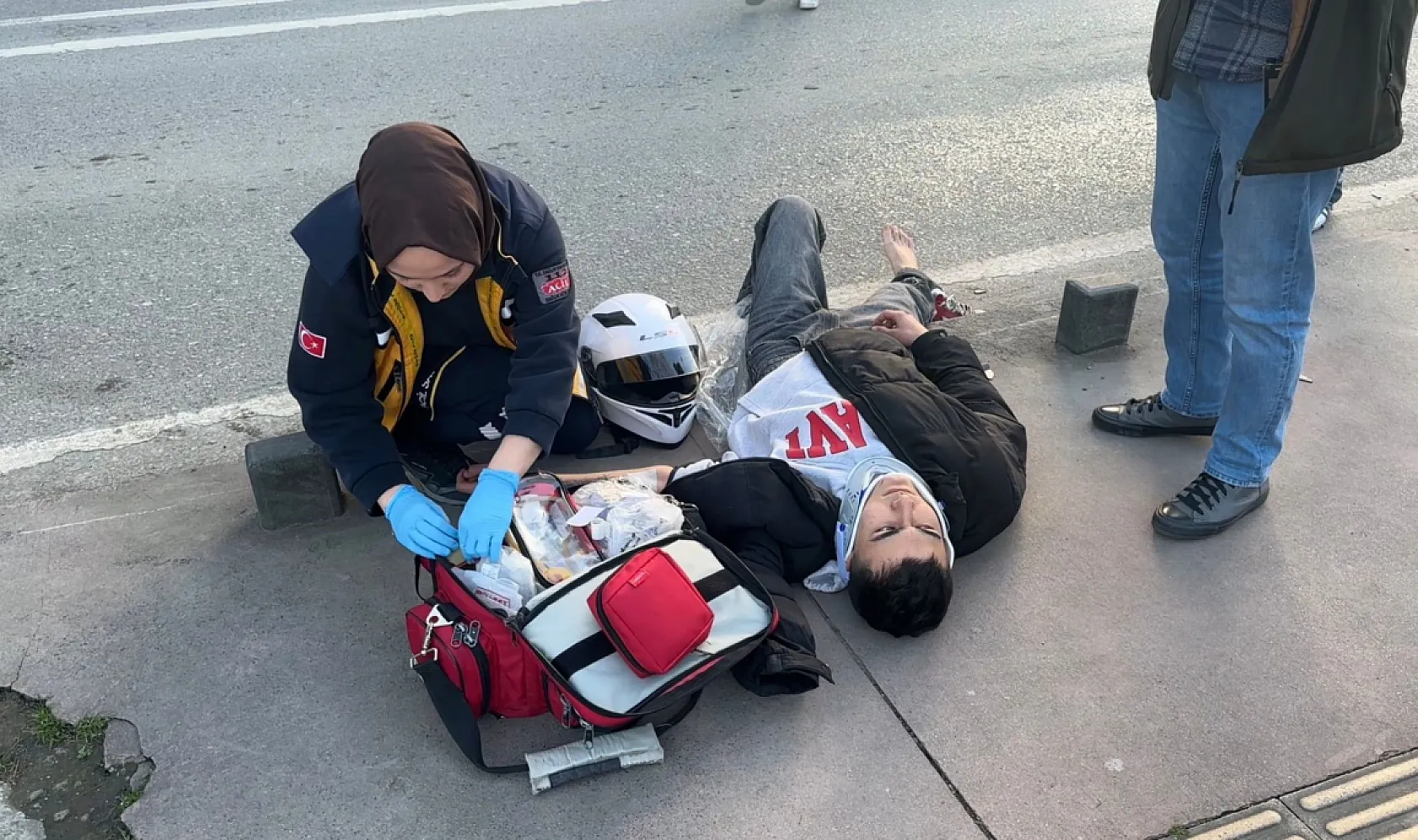 Cumhuriyet Caddesi'nde kaza: 2 kişi hastanelik oldu!