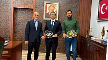 Ayvacık'ta pickleball sporunu yaygınlaştırmak için kurumlar el ele verdi