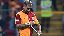 Lucas Torreira Galatasaray kariyerinde bir ilki yaşadı: Kasımpaşa maçında kırmızı kart gördü