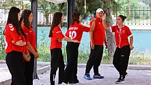 Üst üste ikinci kez birinci olan lise öğrencileri zirveyi bırakmak istemiyor