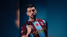 Valencia'dan Trabzonspor'a transfer: Cenk Özkaçar resmen Bordo-Mavili