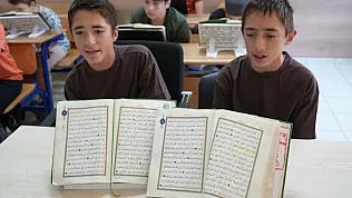 13 yaşındaki ikizlerden çifte başarı