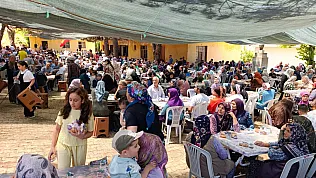 Asırlık gelenek 2 bin kişiyi aynı sofrada buluşturdu