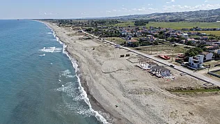 Samsun Yakakent'te 5 yıldızlı ücretsiz halk plajı yükseliyor