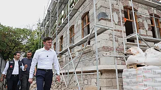 Tokat'ın tarihi belediye binasında restorasyon mesaisi sürüyor