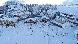 Uludağ'da yoğun kalabalık görenleri şaşırttı