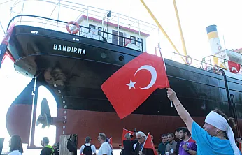 Bandırma Vapuru karadan taşınmaya başladı