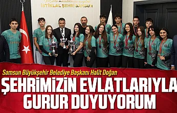 Başkan Halit Doğan 3 kupayla dönen dragon bot sporcularını ağırladı