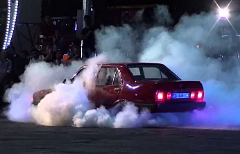 Drift yapan makas atan yandı!