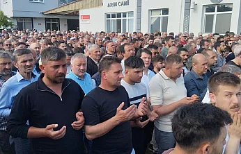 Fabrikadaki elektrik faciasında ölen Yunus Çekiç defnedildi