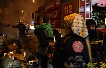 Gece Yarısı Can Pazarı! 8 kişi hastanelik oldu...