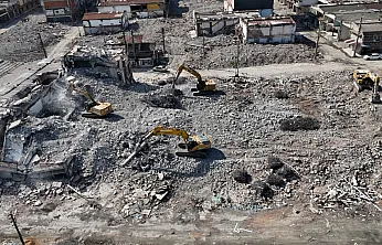 Gülsan sanayi sitesi'nde yıkımlar devam ediyor