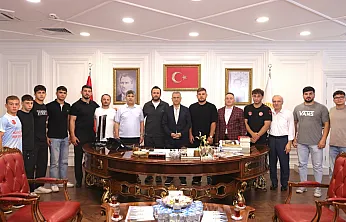 Kırkpınar'a İlkadım damgası.. 9 pehlivan yola çıktı