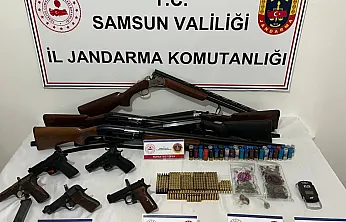 Salıpazarı'nda ruhsatsız silahlar ele geçirildi
