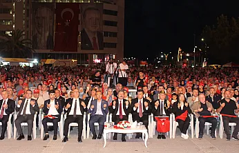 Samsun'da 15 Temmuz Demokrasi Nöbeti'nde binler tek yürek