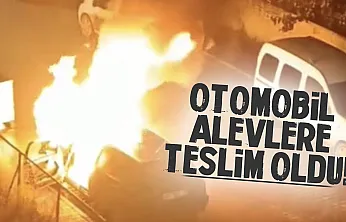 Samsun'da alevlere teslim olan otomobil söndürüldü