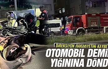Samsun'da Feci Kaza: Park Halindeki Araçlara Çarpan Otomobil Hurdaya Döndü